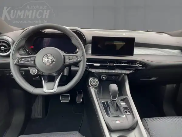 ALFA ROMEO TONALE SPECIALE (8/15)