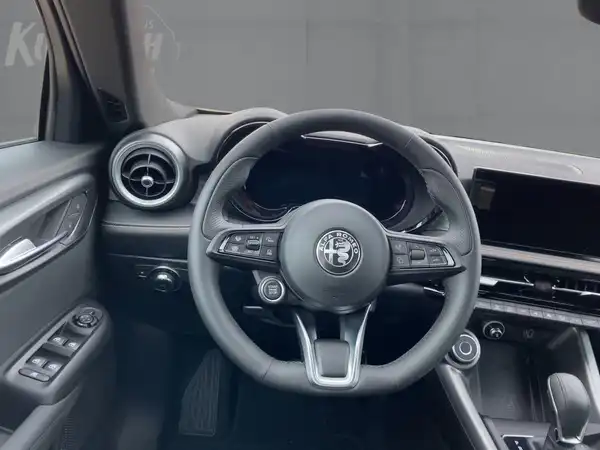 ALFA ROMEO TONALE SPECIALE (9/15)