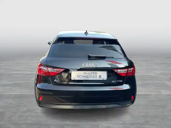AUDI A1 SPORTBACK (4/16)