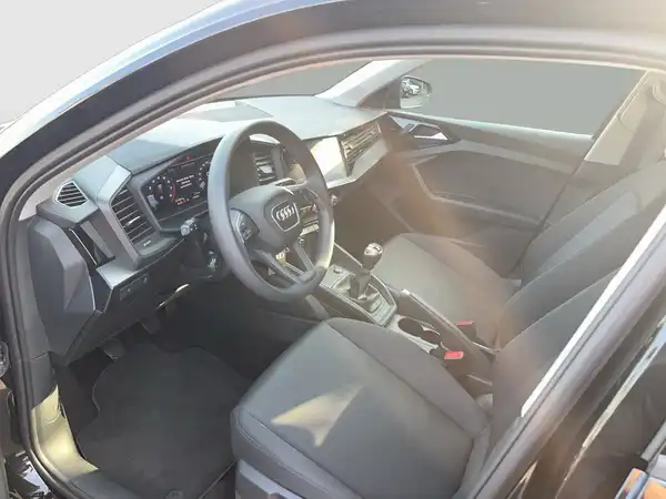 AUDI A1 SPORTBACK (8/16)