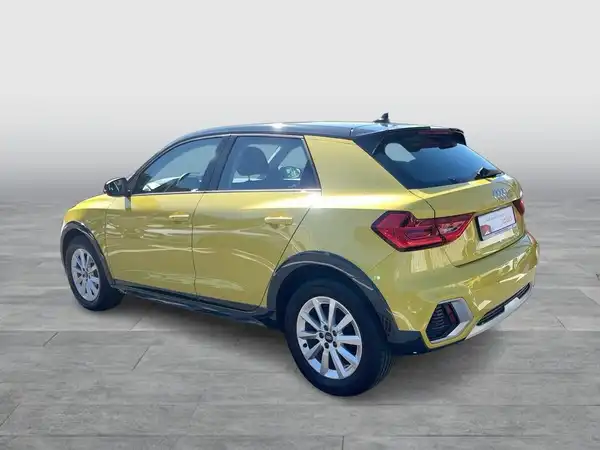 AUDI A1 CITYCARVER (3/23)