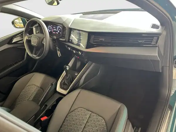 AUDI A1 SPORTBACK (14/18)