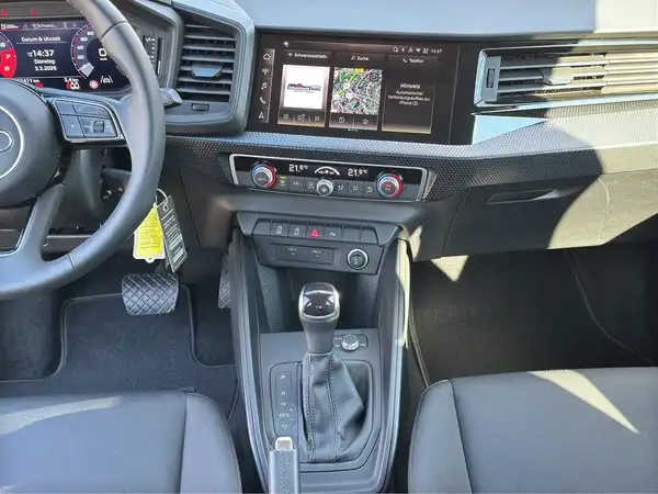 AUDI A1 SPORTBACK (14/16)