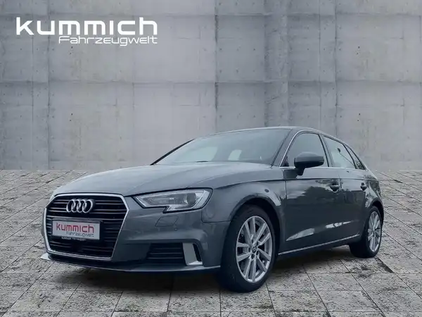 AUDI A3 SPORTBACK (1/15)