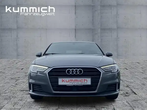 AUDI A3 SPORTBACK (2/15)