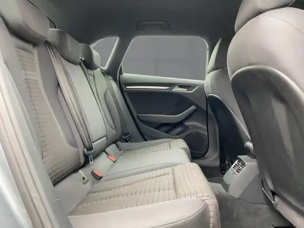 AUDI A3 SPORTBACK (12/15)
