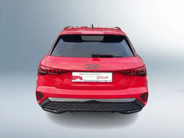 AUDI A3 SPORTBACK (4/18)