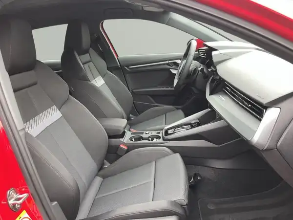 AUDI A3 SPORTBACK (16/18)