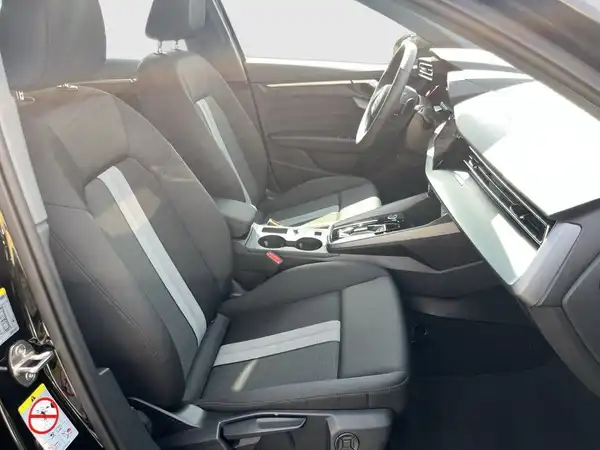 AUDI A3 SPORTBACK (16/18)