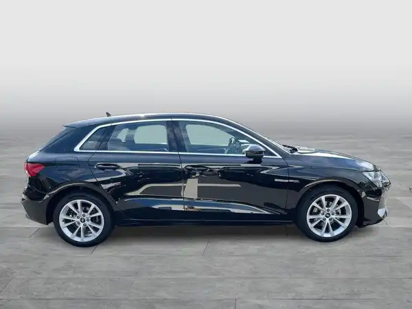 AUDI A3 SPORTBACK (6/18)