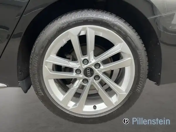 AUDI A3 LIMOUSINE (4/16)