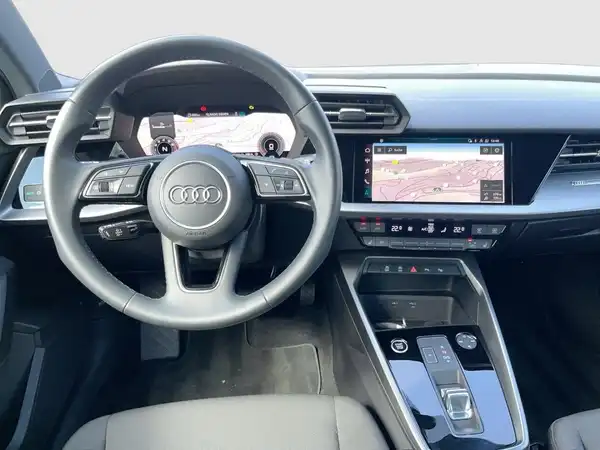 AUDI A3 LIMOUSINE (14/19)