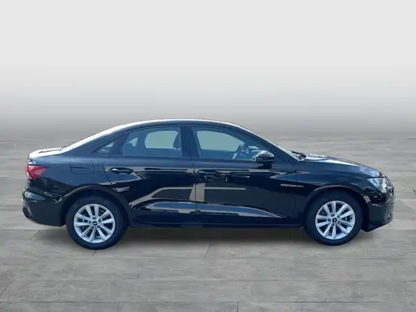 AUDI A3 LIMOUSINE (9/19)