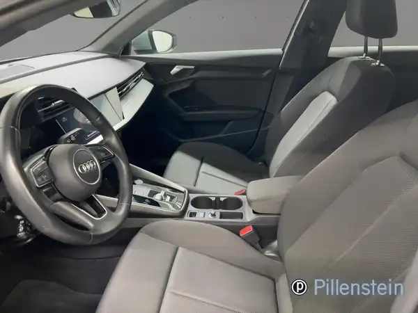 AUDI A3 LIMOUSINE (6/16)