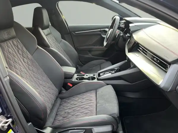 AUDI A3 LIMOUSINE (16/18)