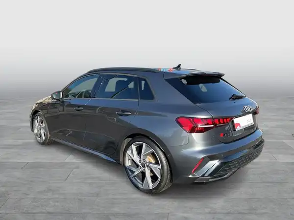 AUDI A3 SPORTBACK (3/16)