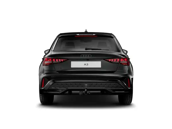 Das Bild zeigt die Rückansicht eines schwarzen Audi A3 Sportback.