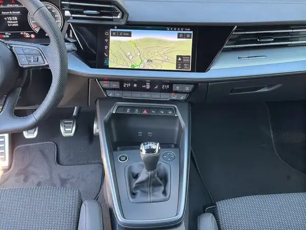AUDI A3 SPORTBACK (14/17)