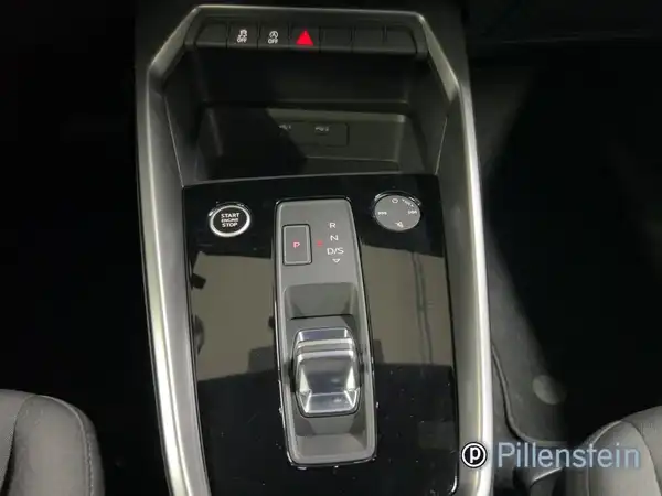 AUDI A3 LIMOUSINE (12/15)