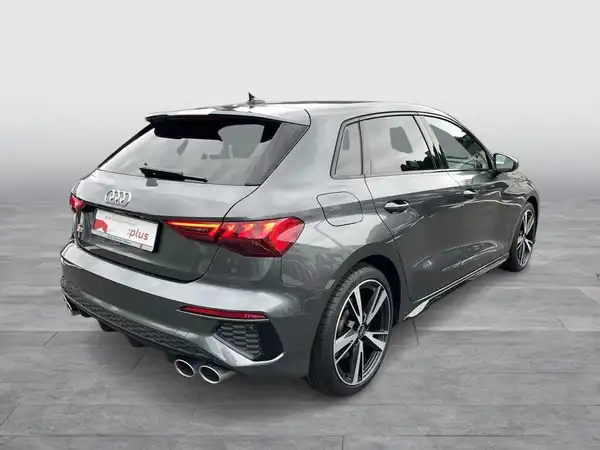 AUDI S3 (5/21)