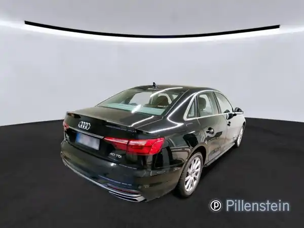 AUDI A4 LIMOUSINE (4/8)