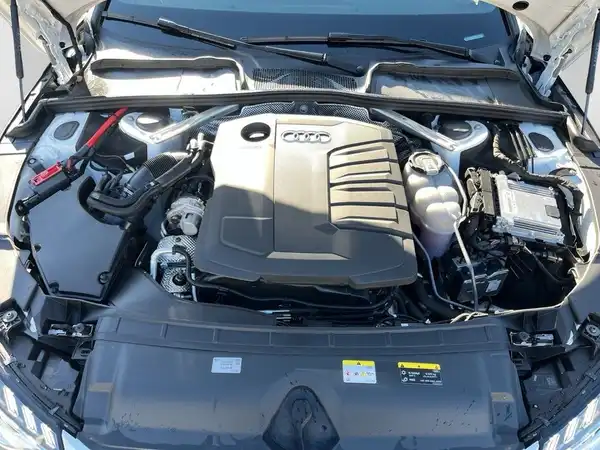 AUDI A4 AVANT (23/25)
