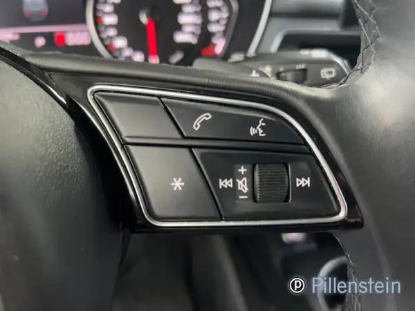 AUDI A4 AVANT (11/17)