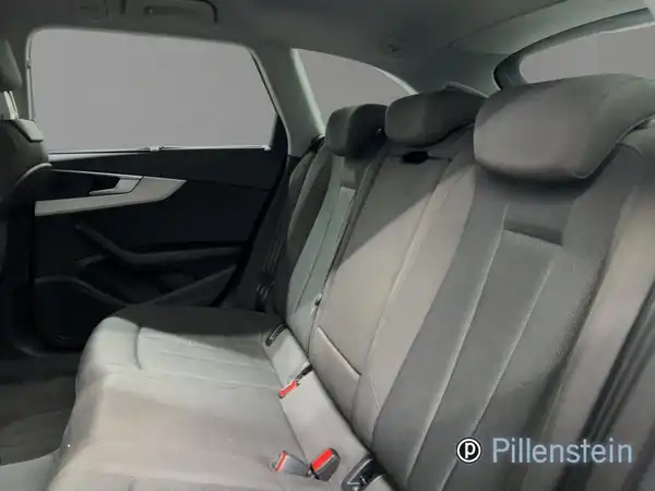 AUDI A4 AVANT (15/17)