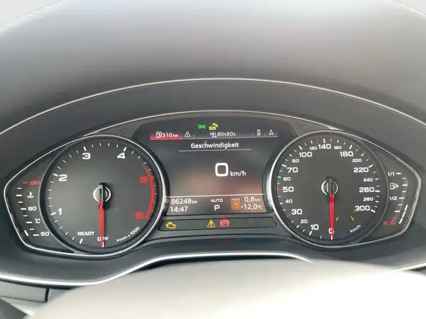 AUDI A4 AVANT (13/19)