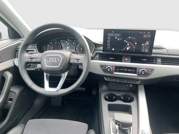 AUDI A4 AVANT (14/19)