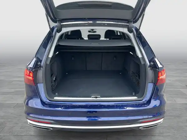 AUDI A4 AVANT (16/19)