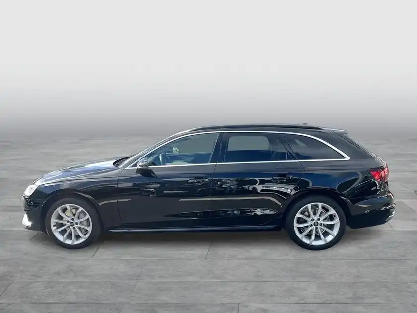 AUDI A4 AVANT (1/28)