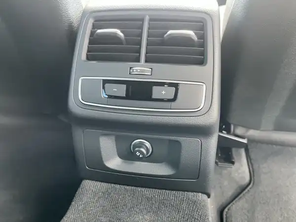 AUDI A4 AVANT (17/28)