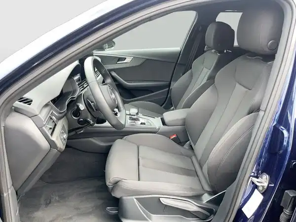 AUDI A4 AVANT (11/22)