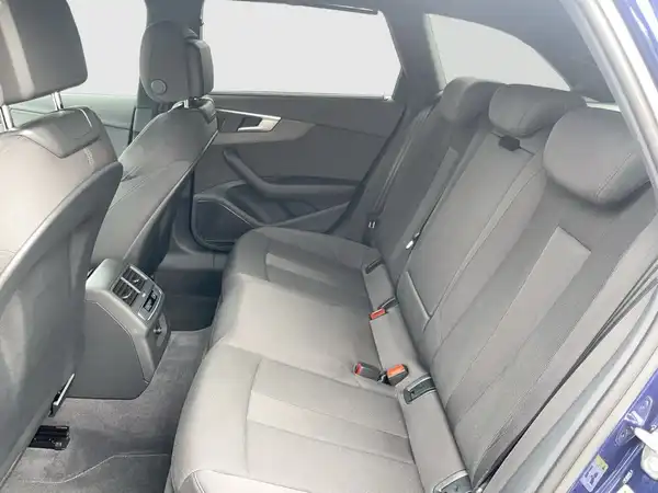 AUDI A4 AVANT (14/22)