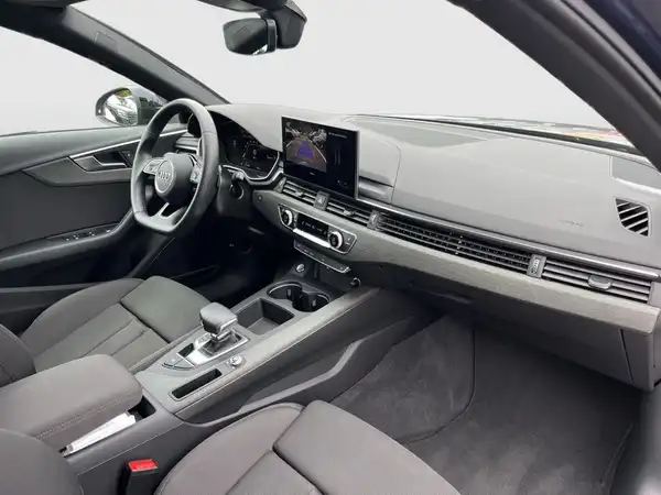 AUDI A4 AVANT (17/22)