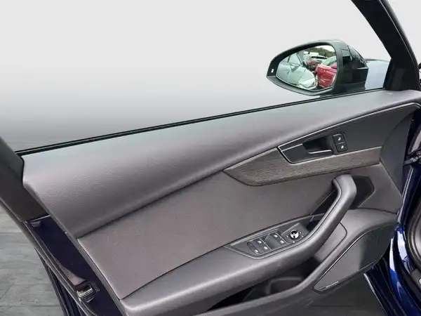 AUDI A4 AVANT (20/22)