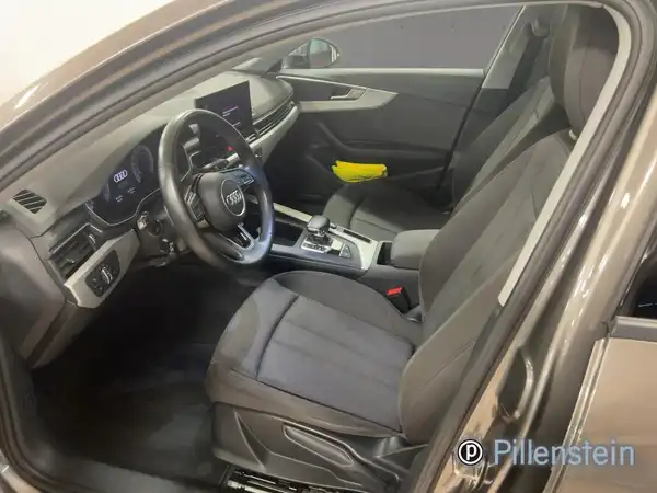 AUDI A4 AVANT (7/17)