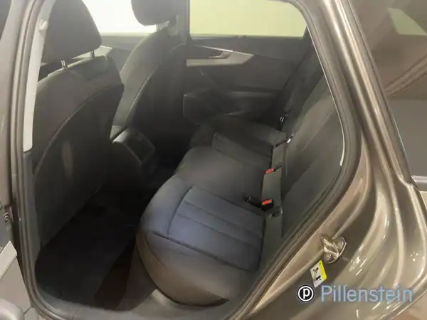 AUDI A4 AVANT (9/17)