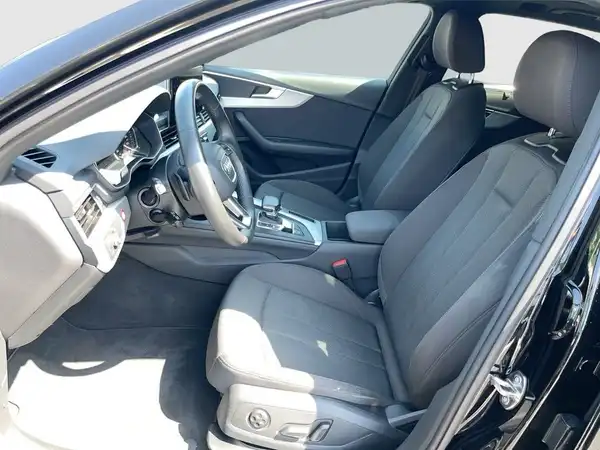 AUDI A4 AVANT (12/23)