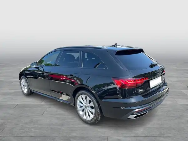 AUDI A4 AVANT (4/23)