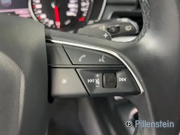 AUDI A4 AVANT (11/16)