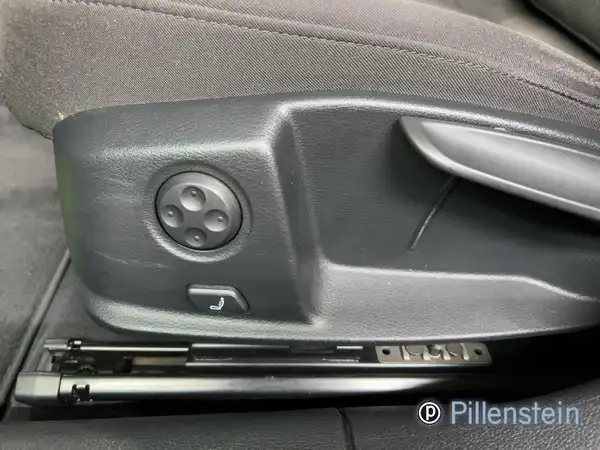 AUDI A4 AVANT (8/16)