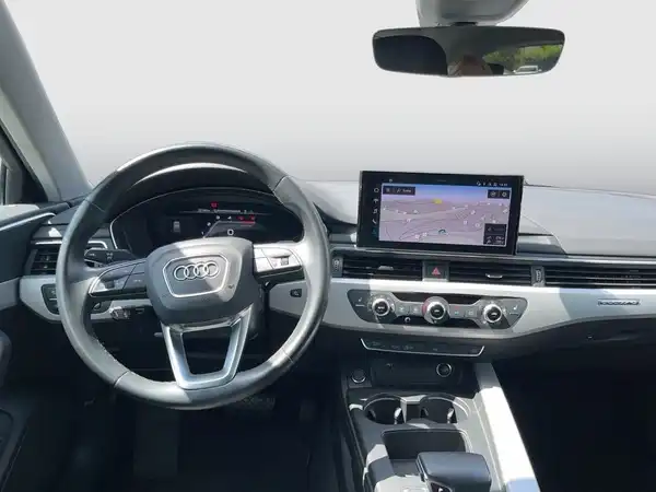 AUDI A4 AVANT (14/21)