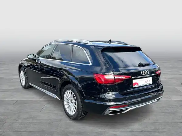AUDI A4 ALLROAD (4/19)