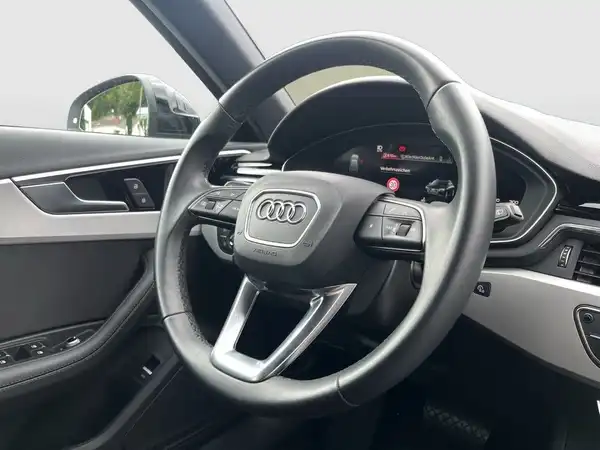 AUDI A4 AVANT (17/22)