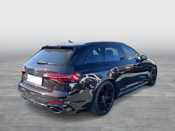 AUDI RS4 AVANT (6/19)