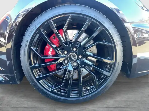 AUDI RS4 AVANT (10/19)