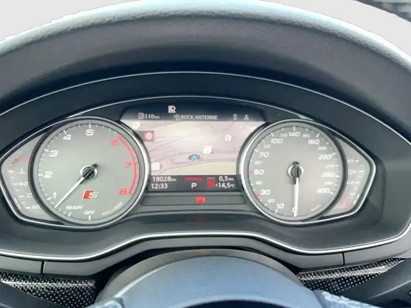 AUDI S5 (13/24)