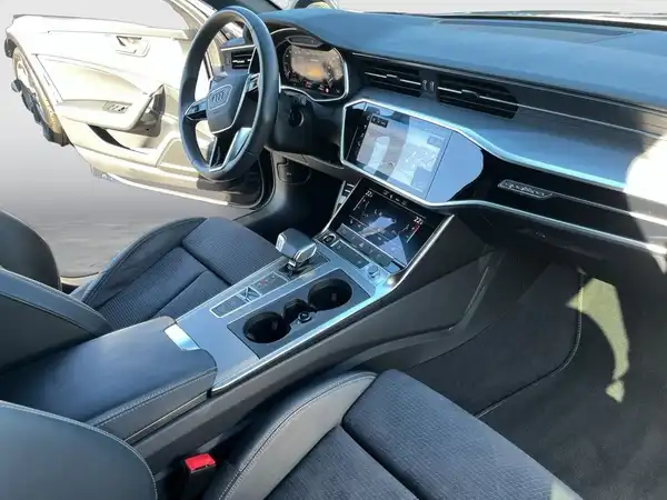 AUDI A6 AVANT (22/24)